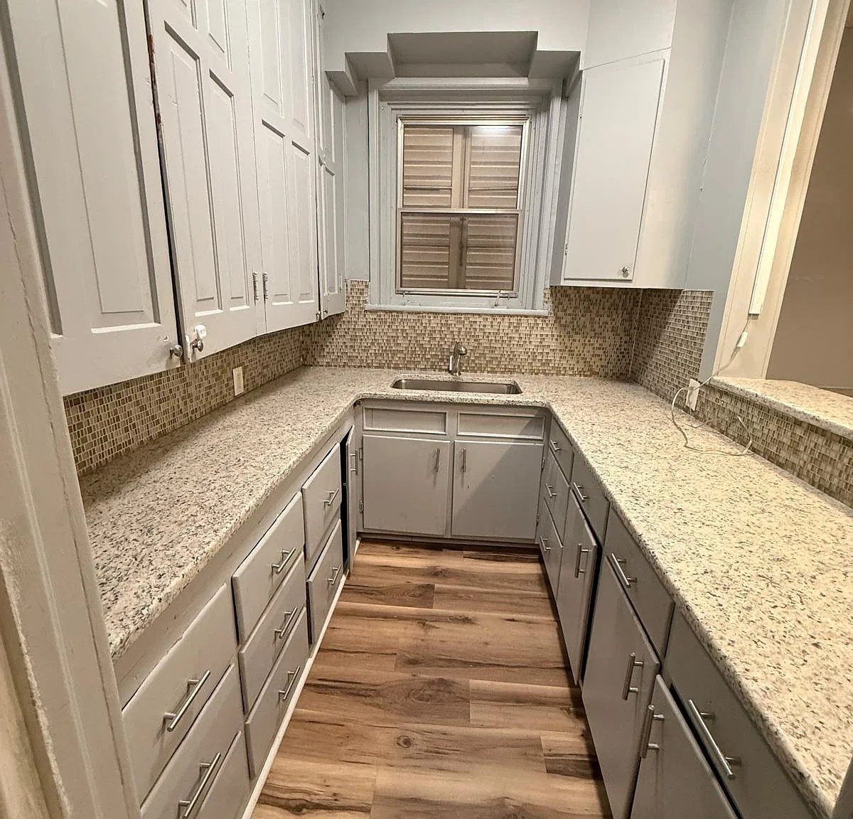 4 bed, 2000 sqft, $1,800 — Photo 4