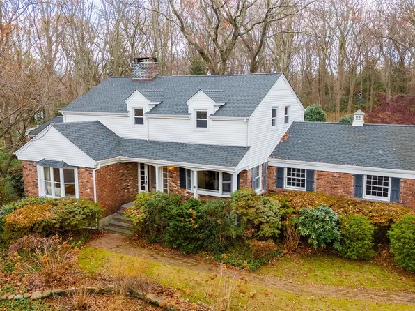 7 Captain Richards Lane, Fort Salonga, NY 11768