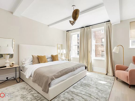 4th image of 150 W 82nd St Penthouse S