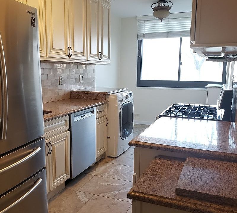 1st image of 269-10 Grand Central Pkwy #100