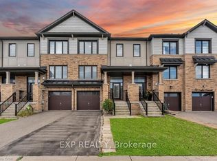 94 Crafter Cres, Hamilton, ON L8J0H7