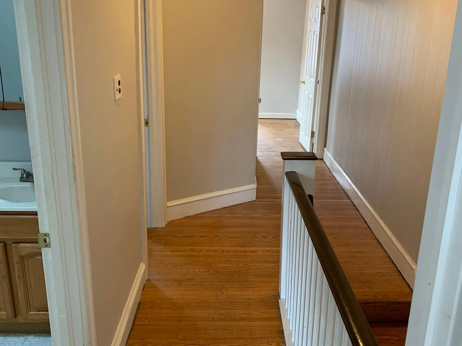 3 bed, 1300 sqft, $1,950 — Photo 4