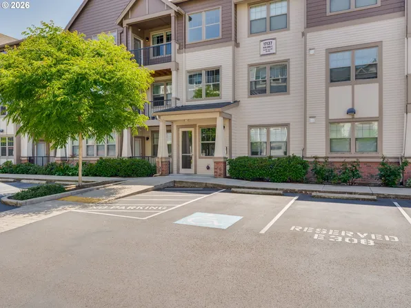 17137 SW Appledale Rd Unit 206, Beaverton, OR 97007