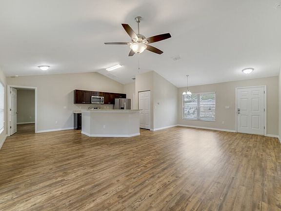 3rd image of 60 Bahia Court Trak