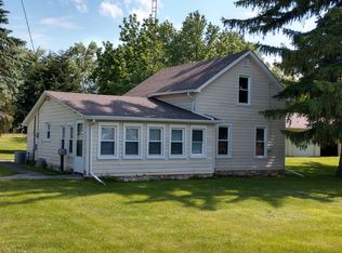 701 Main St, Maple Park, IL 60151