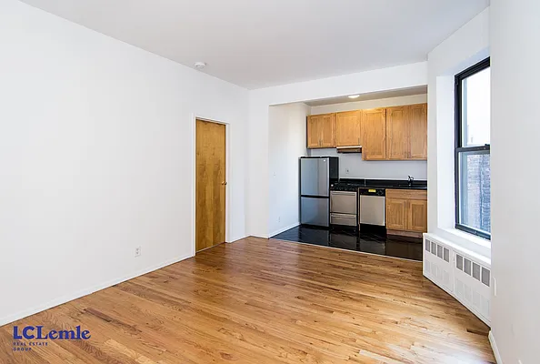 Rented by LC Lemle Real Estate Group | media 6