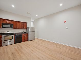 1204 Chestnut St APT 203, Philadelphia, PA 19107