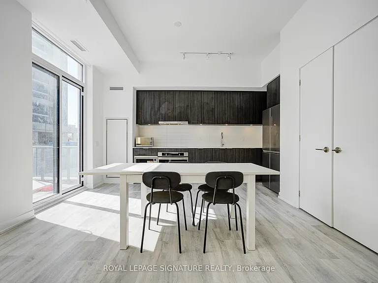 12 Olympic Garden Dr — Photo 4