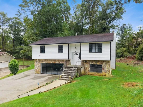 7327 Stream Ct, Riverdale, GA 30296