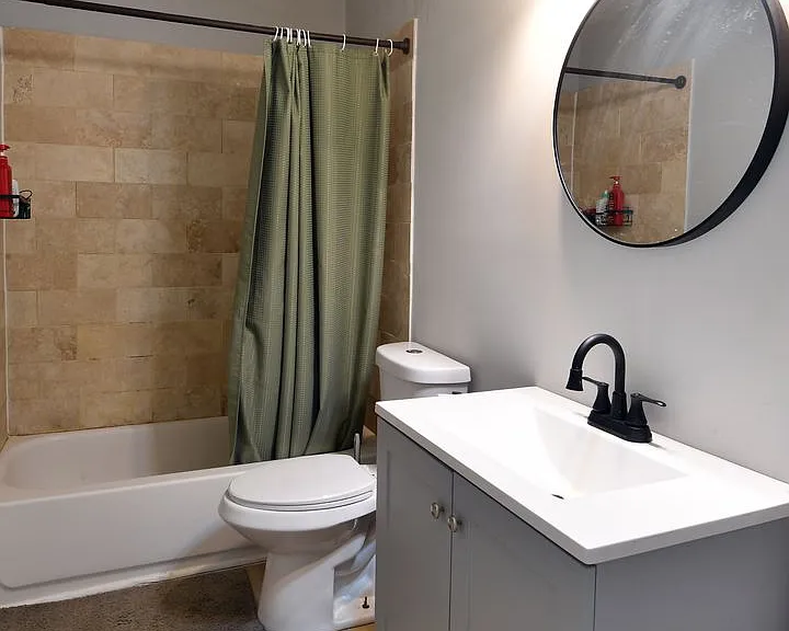 810 Russell Blvd #A | Soulard 63104 — Photo 10