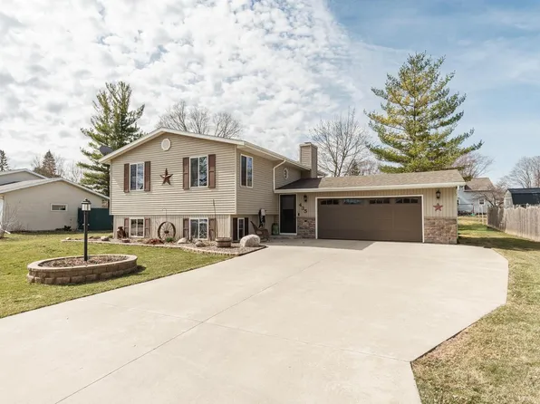 435 Springbrook COURT, Mayville, WI 53050