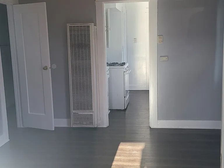 112 S Fir Ave — Photo 6