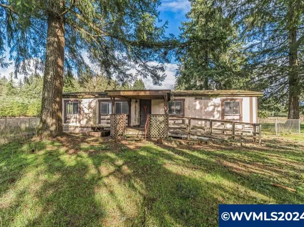 111 W Main St, Lyons, OR 97358