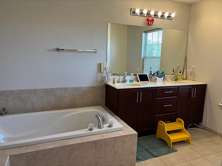 110 Tyler Dr — Photo 6