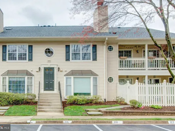 10200 Willow Mist Ct #84, Oakton, VA 22124