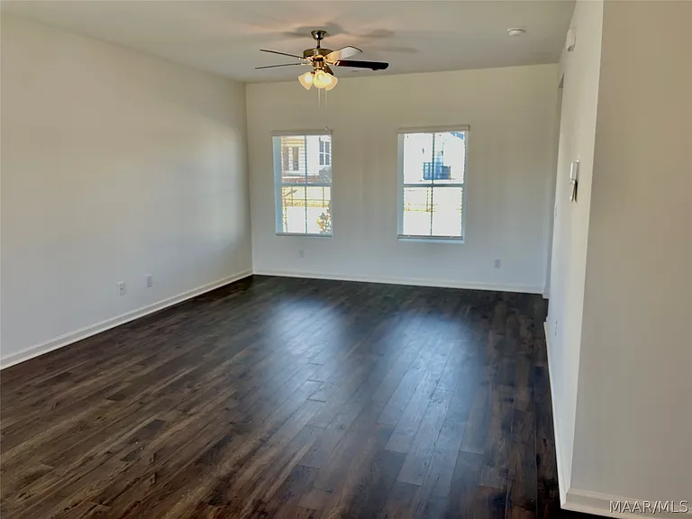 5066 Pike Loop — Photo 3