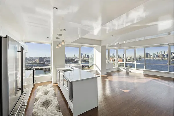 Sold by Urban Realty NYC | media 2