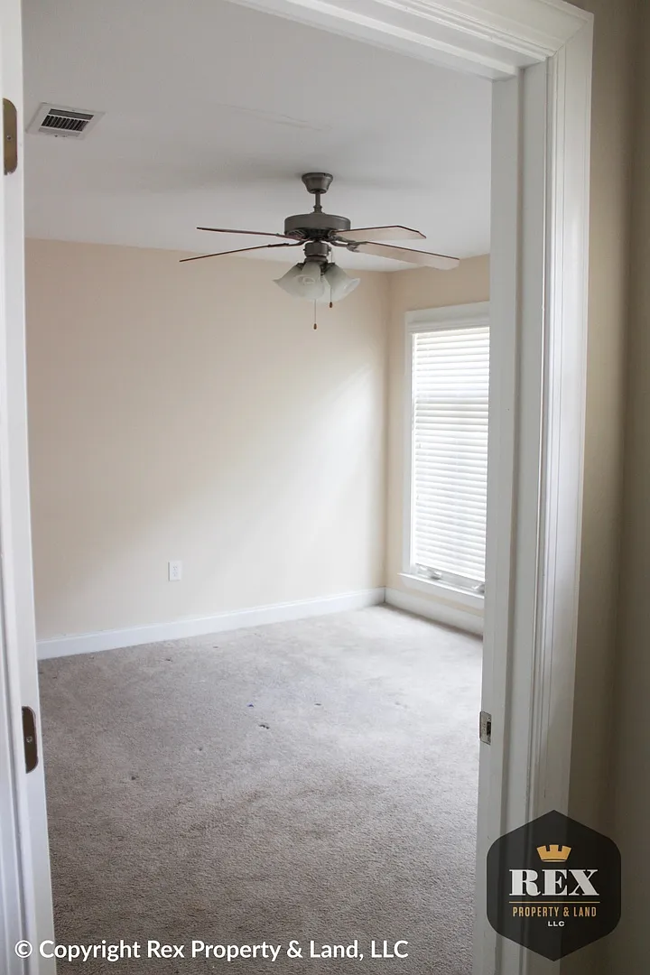 Amazing 3-Story Townhouse Close To SRP Park & Downtown North Augusta — Photo 2