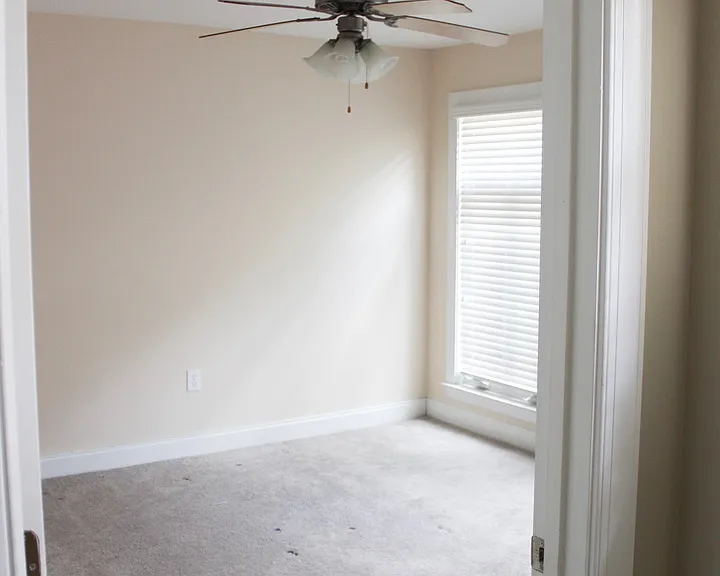 112 Landing Dr — Photo 2