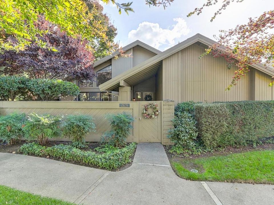 1st image of 2129 Promontory Point Ln