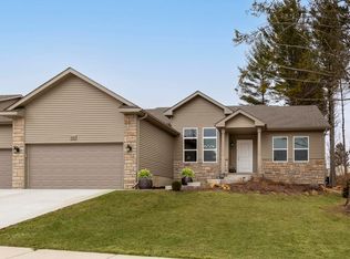 410 Bell Vw, Belleville, WI 53508