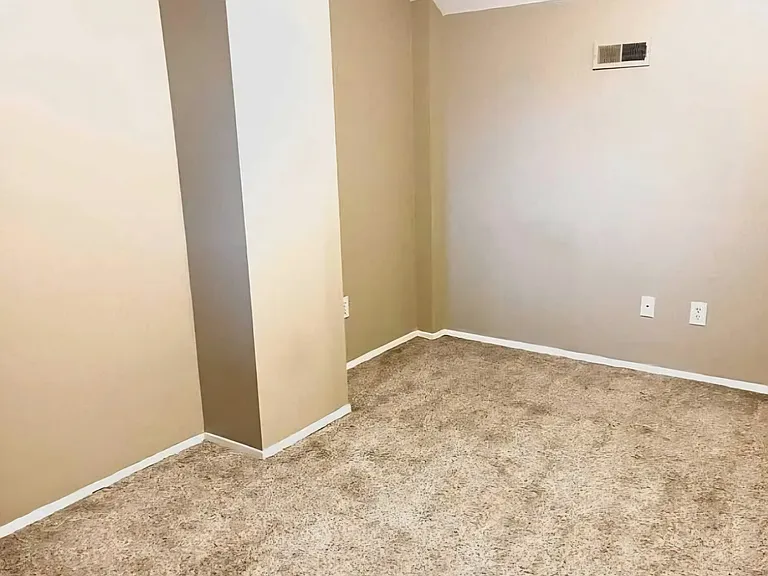 15650 Stone Crossing Dr — Photo 18