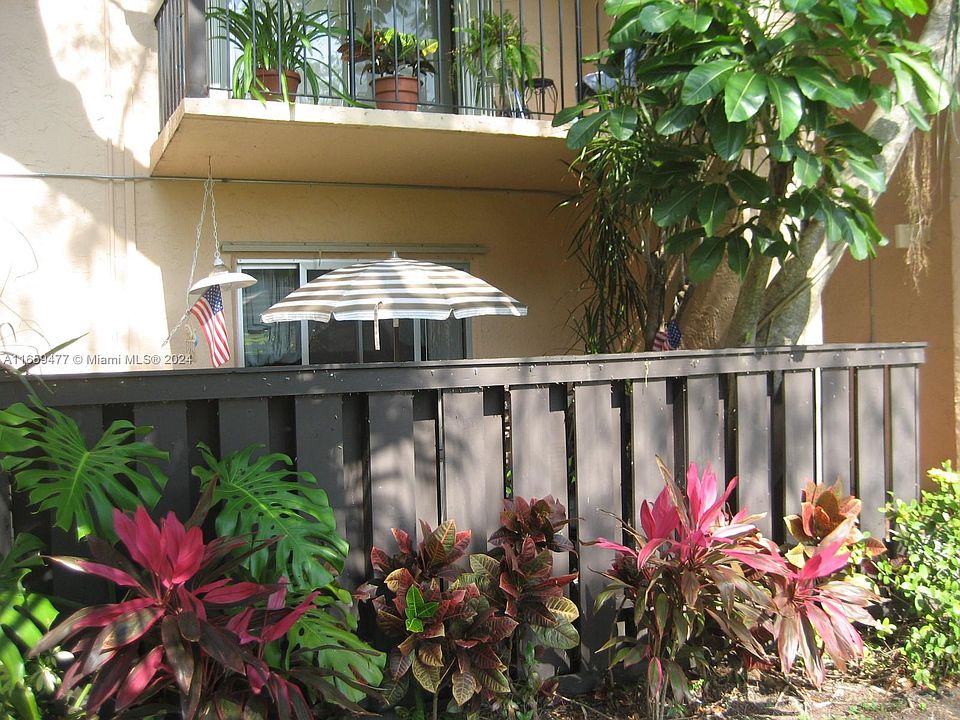 1st image of 10786 N Kendall Dr APT D13