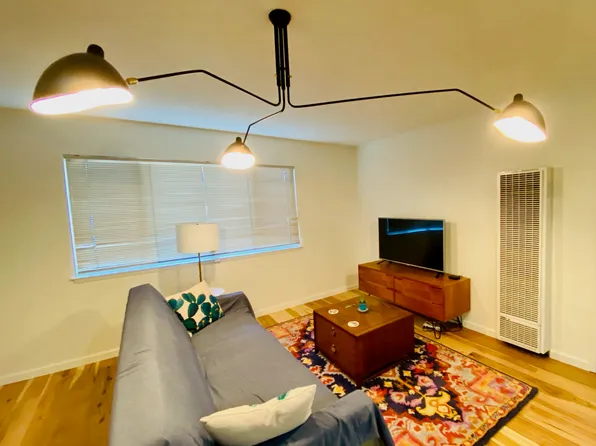 878 Lakeview Ave APT 1, South Lake Tahoe, CA 96150