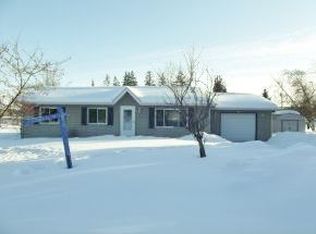 E2391 Julie Ln, Waupaca, WI 54981