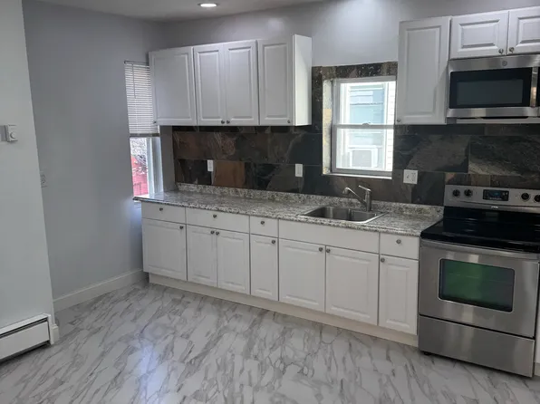 20 Inkerman St #2, Providence, RI 02908