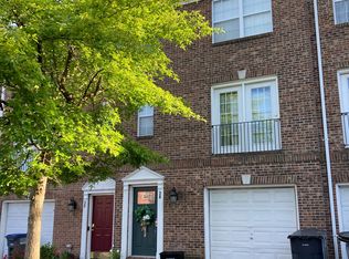 28 W Glebe Rd, Alexandria, VA 22305