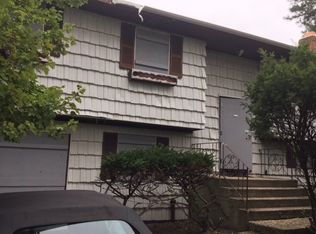 1399 Penataquit Ave, Bay Shore, NY 11706