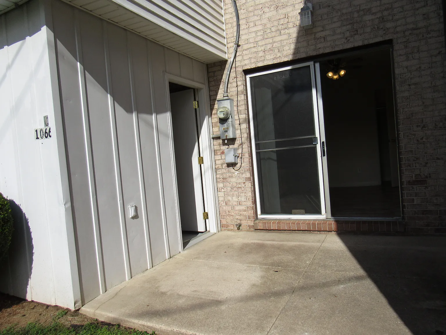 1066 Stonybridge Drive — Photo 3
