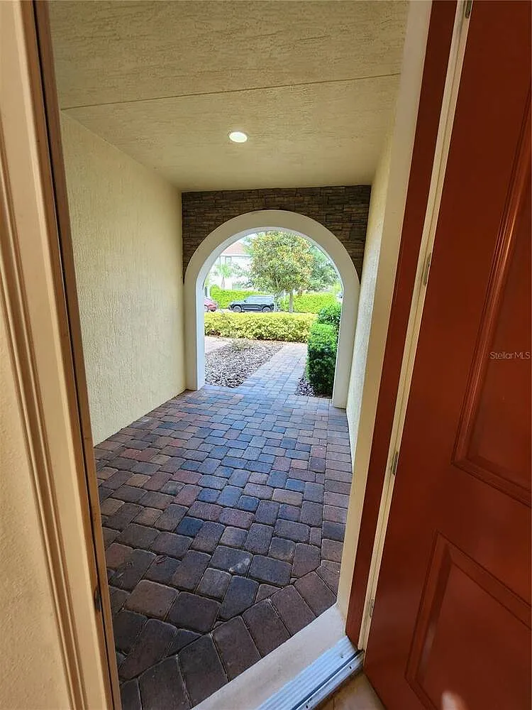 2 bed, 2.5 bath, 1246 sqft, $2,500 — Photo 3