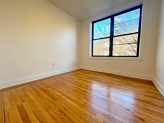 Rented by Capri Jet Realty Corp