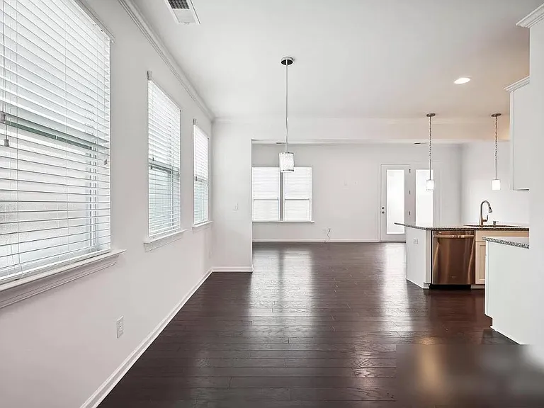 5538 Trieg Dr — Photo 14