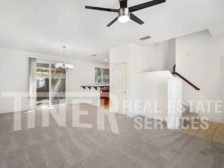 5418 Washoe St — Photo 7