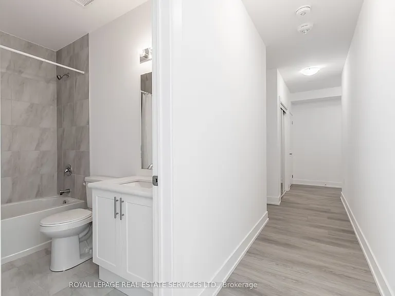 460 Dundas St E #1202 — Photo 29