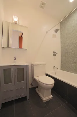 Rented by EXR | media 25