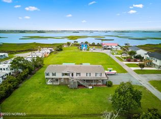 103 Clam Point Dr, Surf City, NC 28445