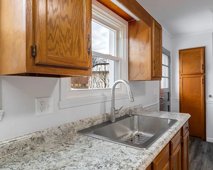3812 Root Ave NE — Photo 8