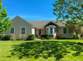 928 Laurie Ct, Walworth, WI 53184
