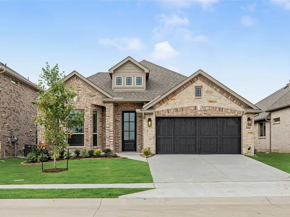 1041 Snowy Owl Dr, Alvarado, TX 76009