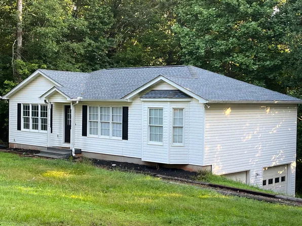 403 Crabapple Rd, Dahlonega, GA 30533