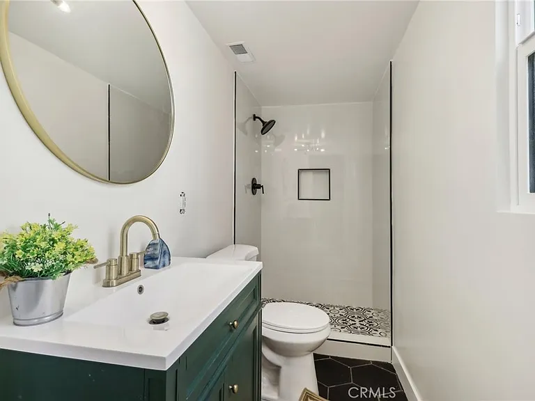 1226 W Vernon Ave #1226 — Photo 15