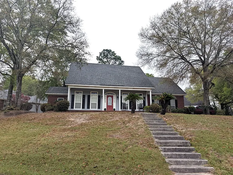 7470 Mallard Dr — Photo 1