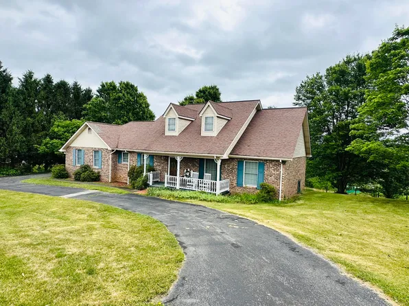 2748 Gb Shortt St, Saint Paul, VA 24283