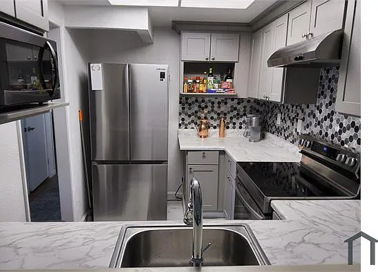 1 bed, 746 sqft, $2,800 — Photo 4