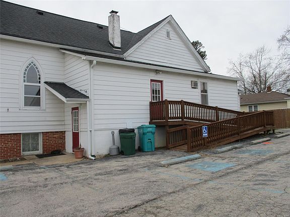 3rd image of 701 NE Main Ave