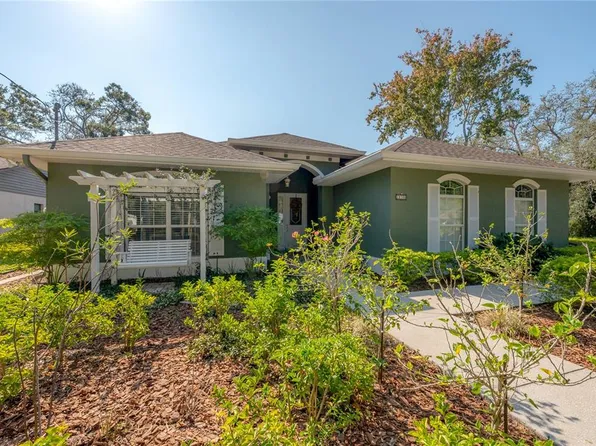 12108 Riverhills Dr, Temple Terrace, FL 33617